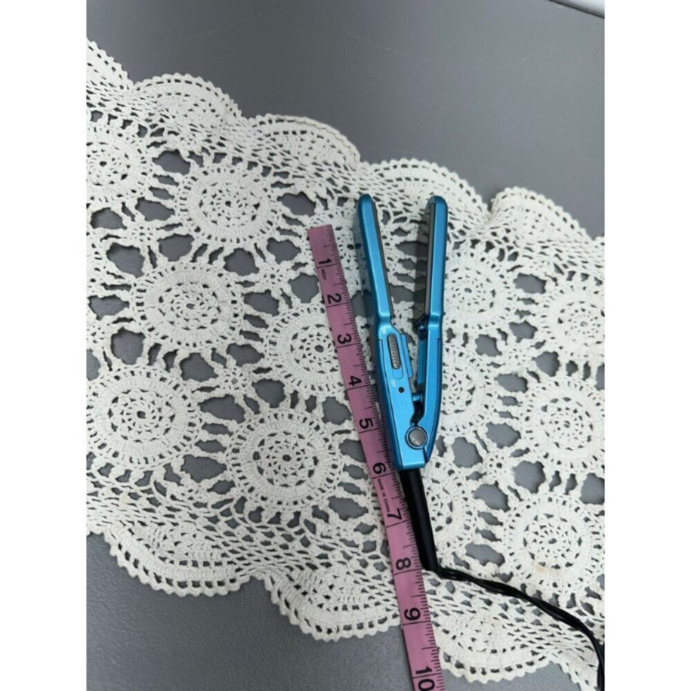 Babyliss Pro Nano Titanium Mini Straightening Iron Hair Straightener Mini Small - Picture 3 of 8
